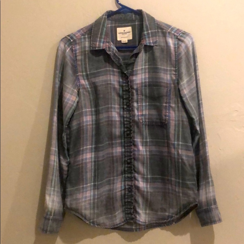 American Eagle long sleeve button down